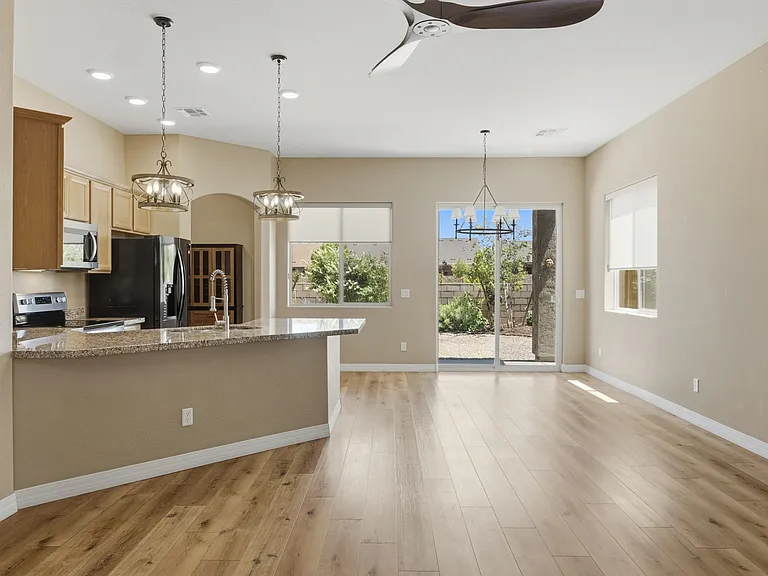 6411 E Marley Ave — Photo 8