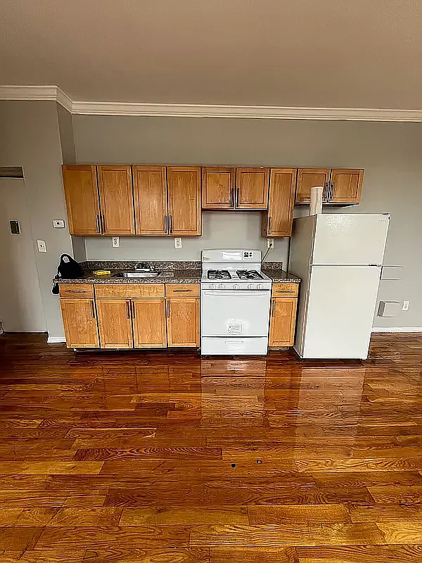 Building Photo - 57 Tapscott St #4C