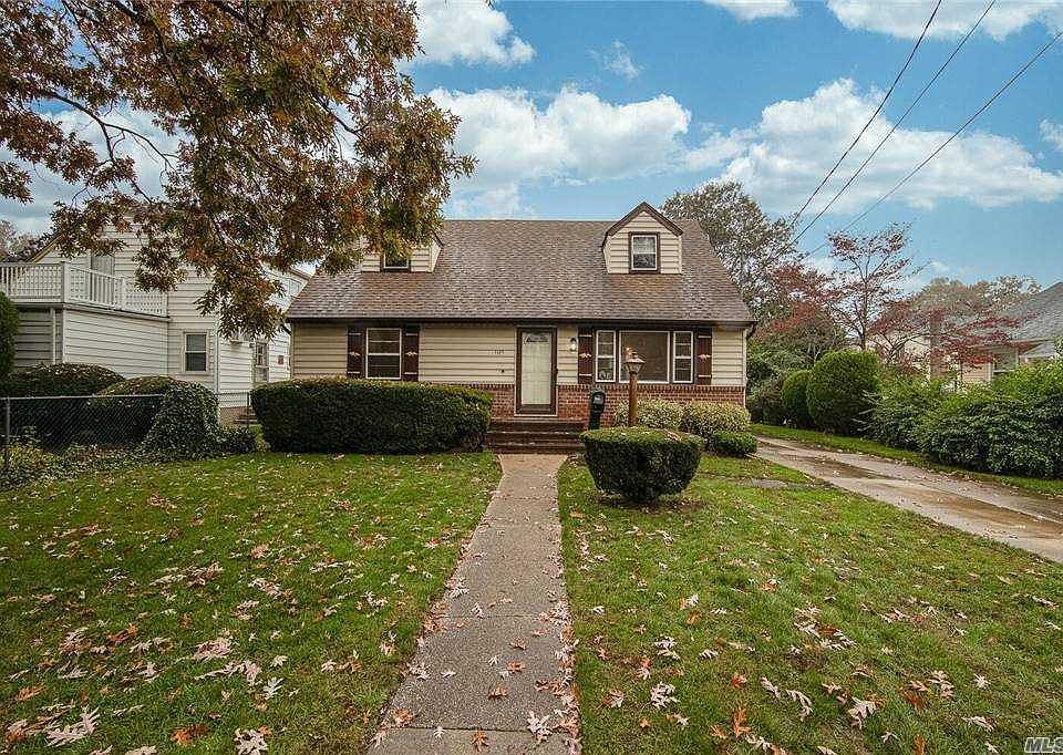 1st image of 1171 Hempstead Ave