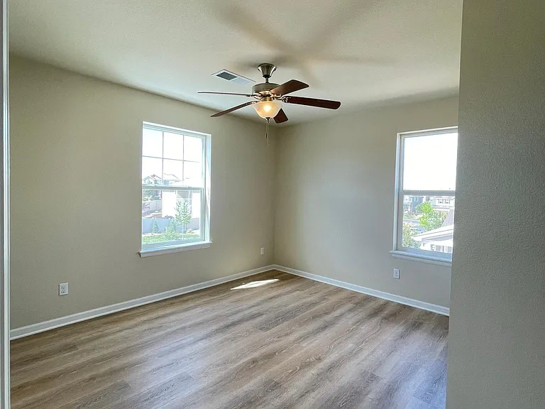 17840 Mimosa St — Photo 25