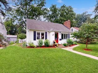 334 14th Ave N, Hopkins, MN 55343