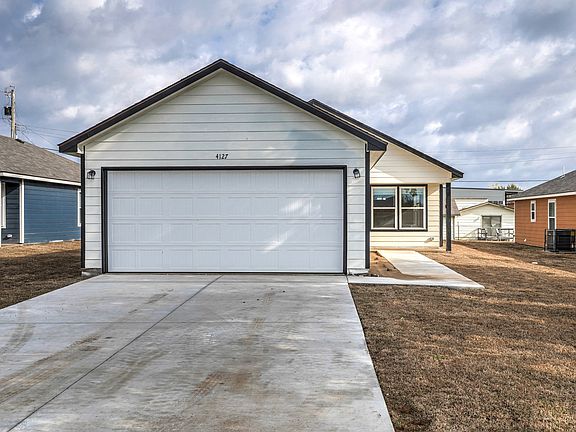 2nd image of 4127 W 56th Pl