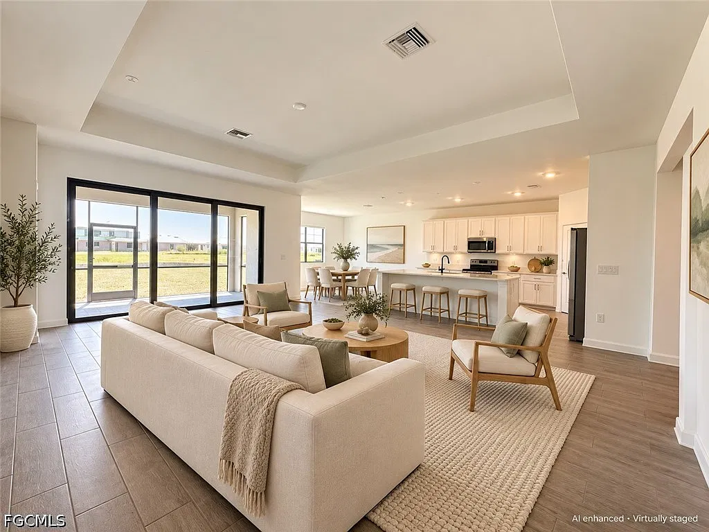 3 bed, 3.0 bath, 2445 sqft, $3,100 — Photo 3