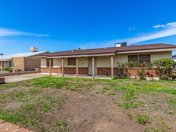 5th image of 7956 W CLAYTON Drive