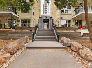 Grandin Court, Edmonton, AB T5K 1L4
