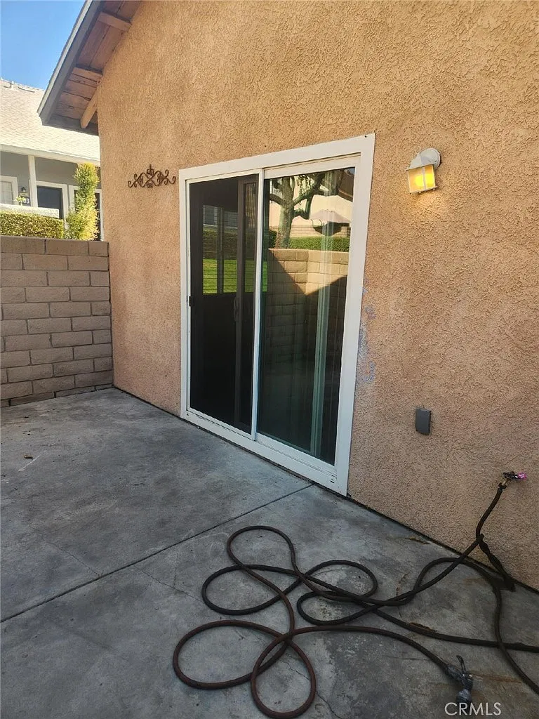 3 bed, 2.5 bath, 1100 sqft, $2,900 — Photo 3