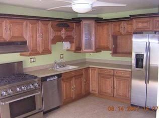 8434 Gibbs Pl, Philadelphia, PA 19153