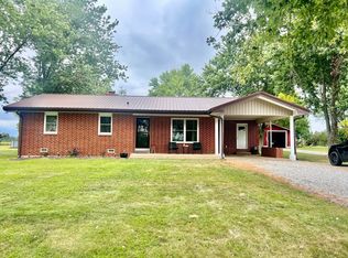 165 King Ln, Raymondville, MO 65555