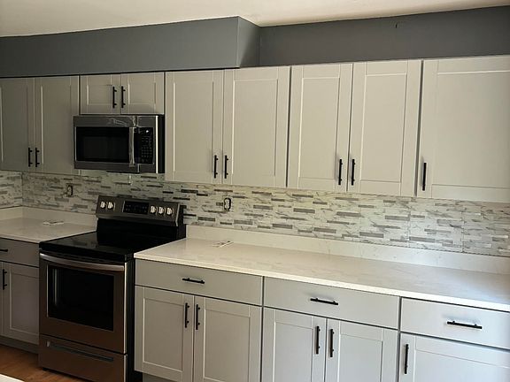 2nd image of 3248 Ryon Ct