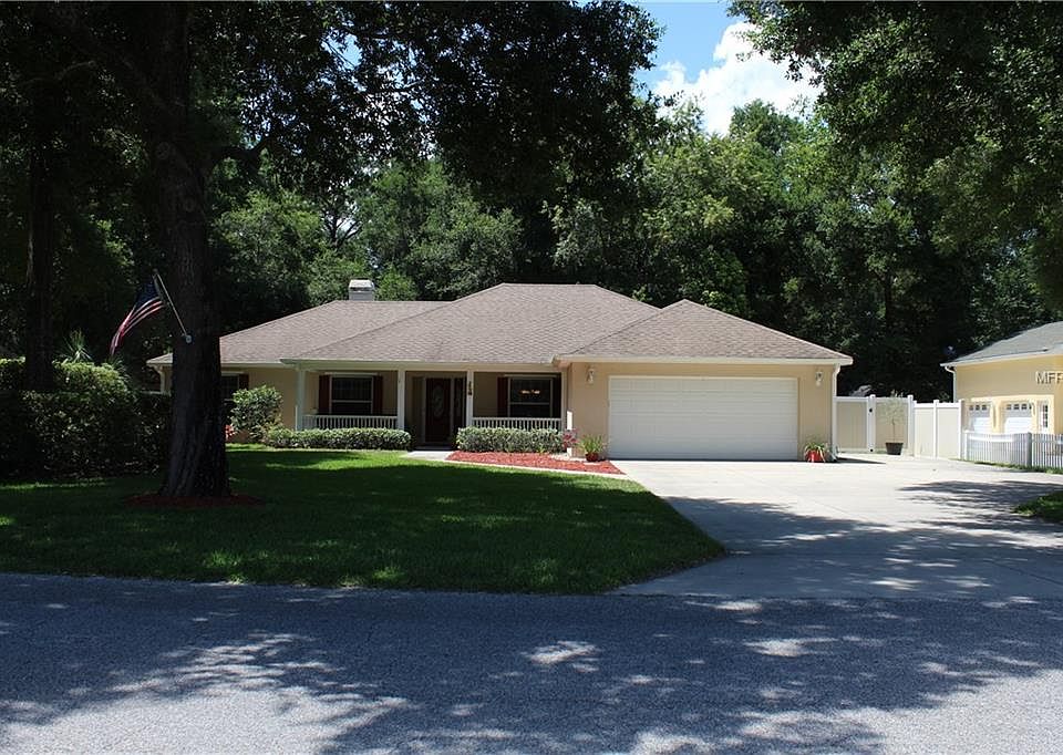 1st image of 26239 Troon Ave
