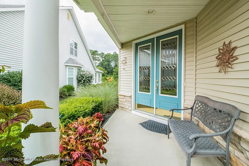 1st image of 58 Enclave Blvd