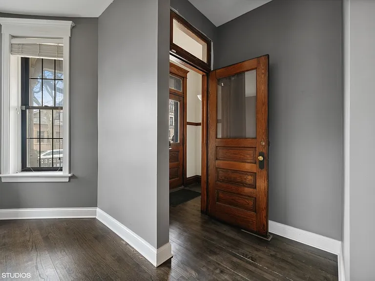 3727 N Clifton Ave #1 — Photo 2
