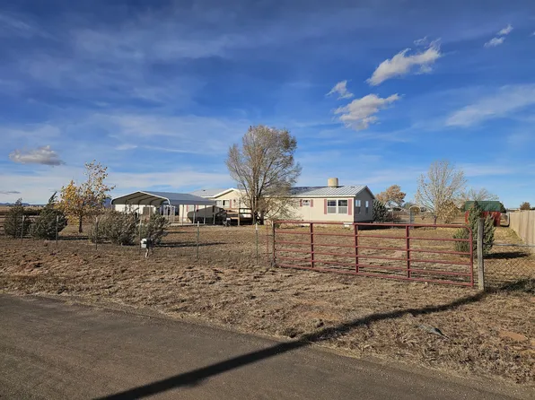 4 Manzano St, Moriarty, NM 87035