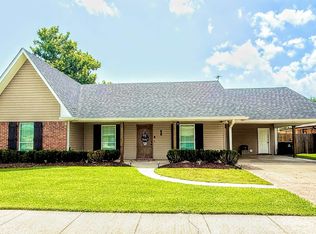 212 Aspen Dr, Houma, LA 70360