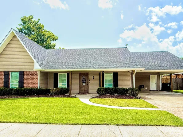 212 Aspen Dr, Houma, LA 70360