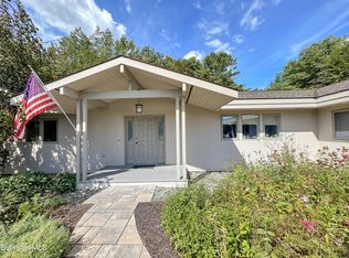 26 Westbrook Ter, Pittsfield, MA 01201