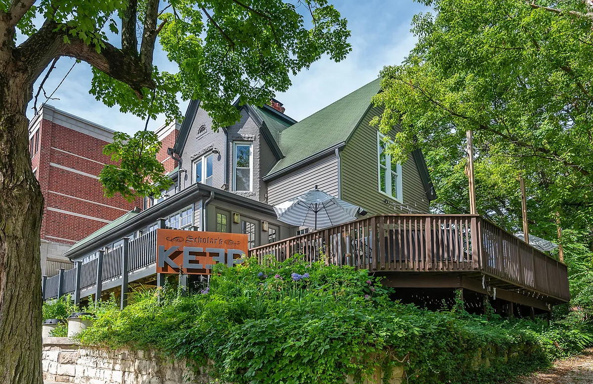 Building Photo - 717 N College Ave