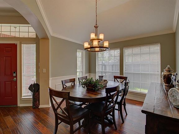 Formal dining room