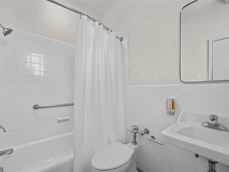 603 Miramar #7 — Photo 17