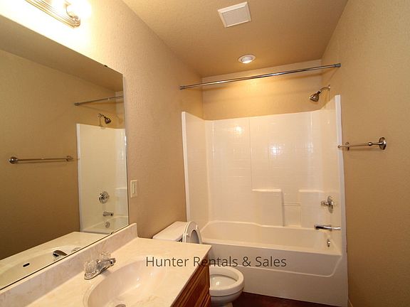 3rd image of 3300A Alicante Ct