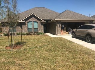219 Marigold St, Lake Jackson, TX 77566