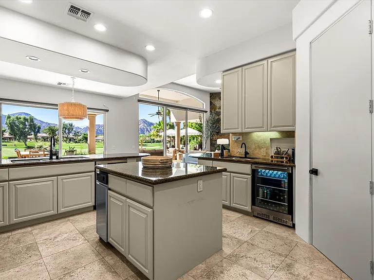 49519 Montana Way — Photo 11