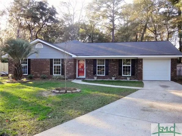625 Leaning Oaks Dr, Savannah, GA 31410
