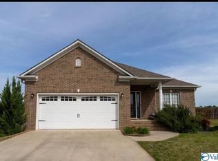 25846 Jamie Ln, Athens, AL 35613