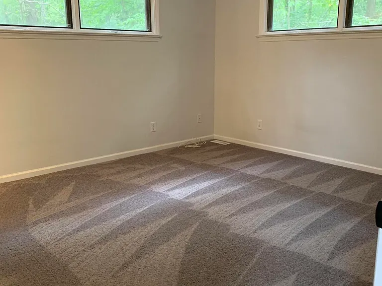 1004 N Windrace Trl — Photo 7