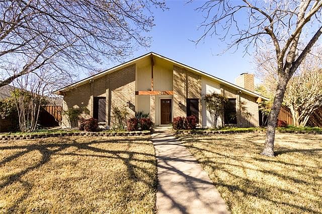 1st image of 4501 Fremont Ln
