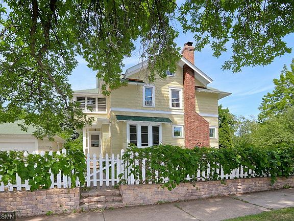 2nd image of 279 Fairview Ave N