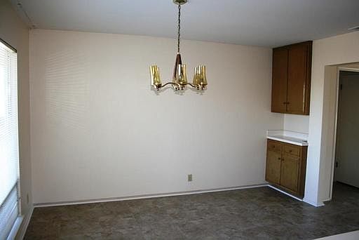 4th image of 1708 La Flora Dr