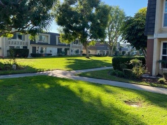 2nd image of 10068 San Miguel Ct
