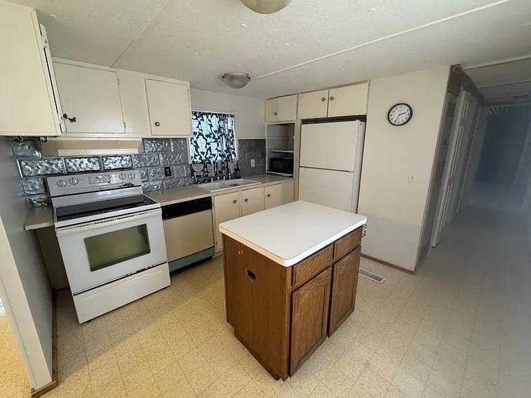 301 Whitetail Ln — Photo 12