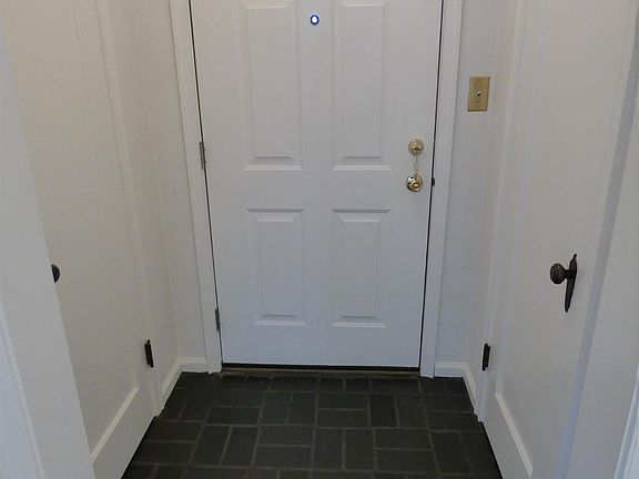 3rd image of 1442 Longfellow Ave