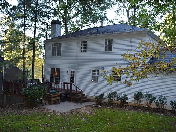 3rd image of 510 Cranberry Pl