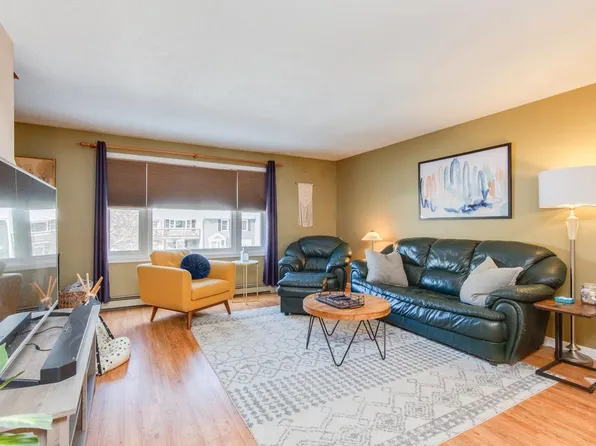 3 Rocky Ledge Road, Merrimack, NH 03054