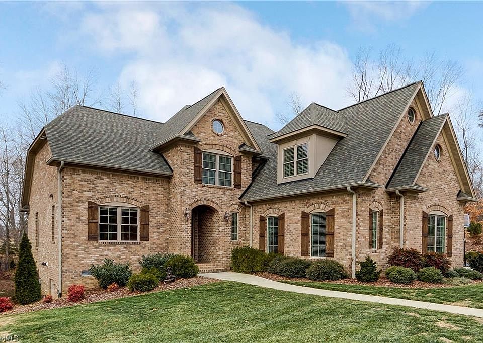 1st image of 7905 Winterbourne Dr