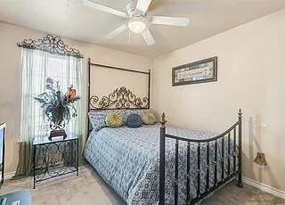 3152 Karen St — Photo 15