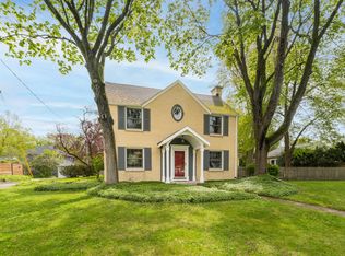 2801 Duchess Dr, Kalamazoo, MI 49008