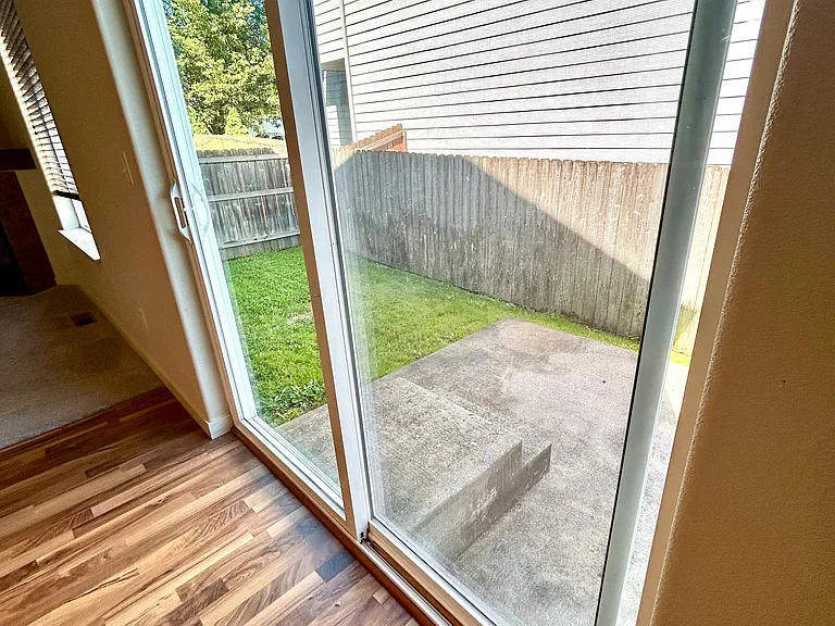slider to patio / yard