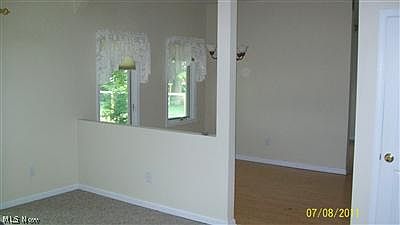 4th image of 672 Morris Dr