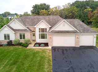 124 Boeing Trl, Poplar Grove, IL 61065