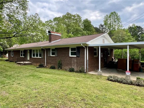 240 Donna Rd, Asheboro, NC 27205