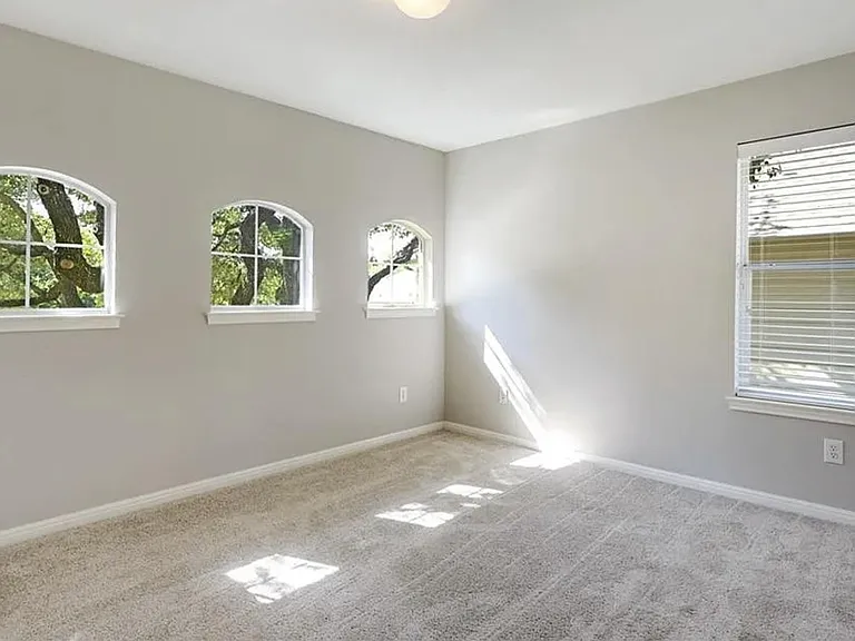 15904 Double Eagle Dr — Photo 17