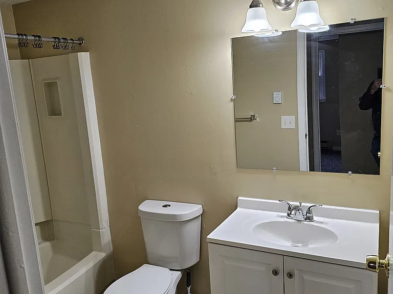 6556 Lincoln Ave #D — Photo 9
