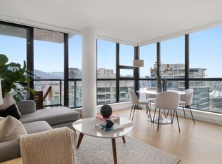 909 Mainland St #3002, Vancouver, BC V6B 1S3