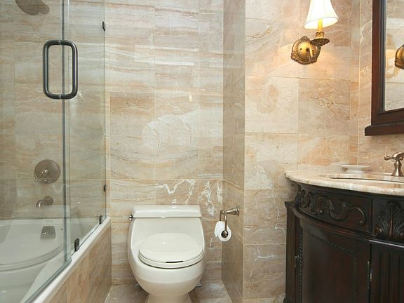 5th image of 236 E 47th St APT 20D