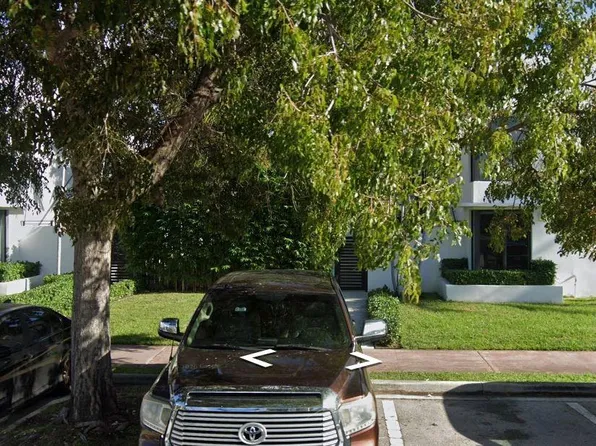 1971 Bay Dr, Miami Beach, FL