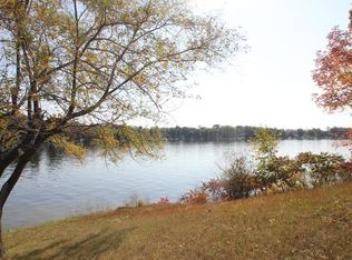 N53W34228 Road Q, OKAUCHEE, WI 53069